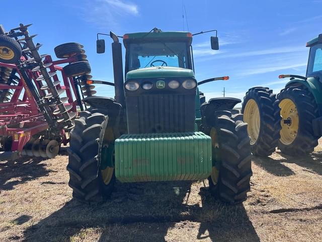 Image of John Deere 8220 equipment image 3