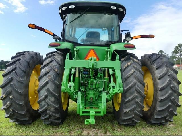Image of John Deere 8225R equipment image 4