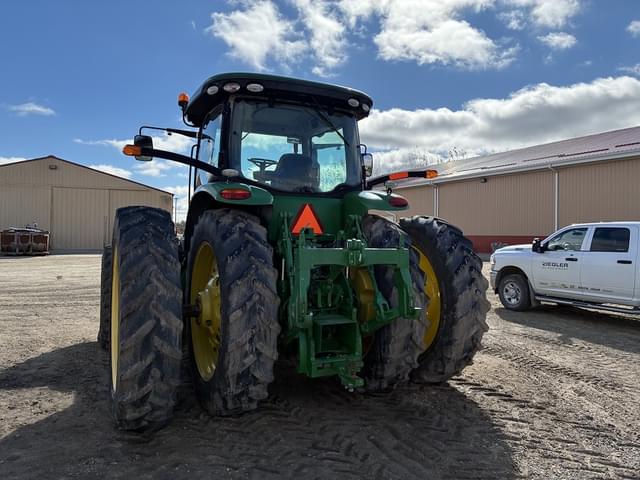 Image of John Deere 8245R equipment image 3