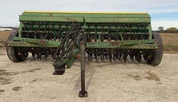 Main image John Deere 8250