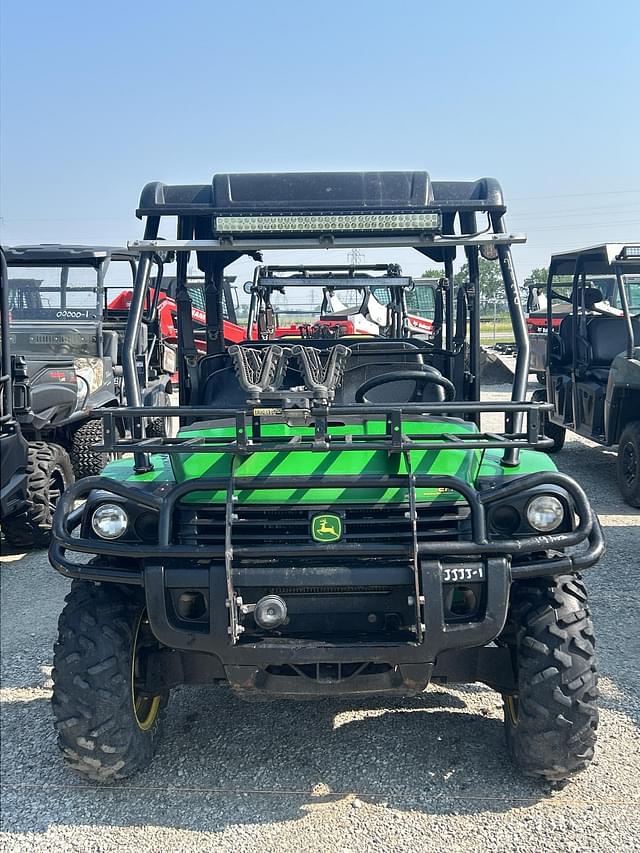 Image of John Deere XUV 825E equipment image 1