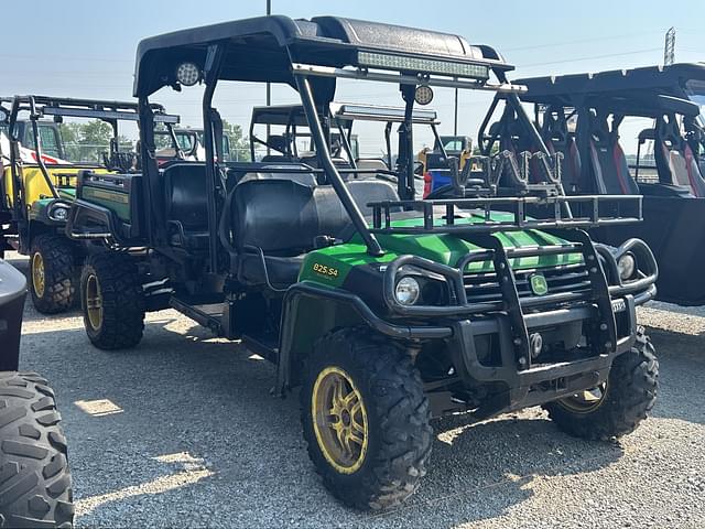 Image of John Deere XUV 825E equipment image 2