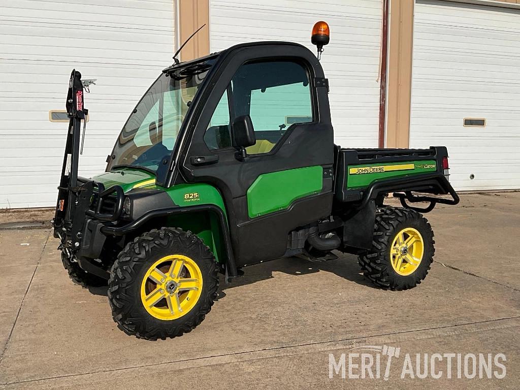 Image of John Deere Gator XUV 825i Primary image