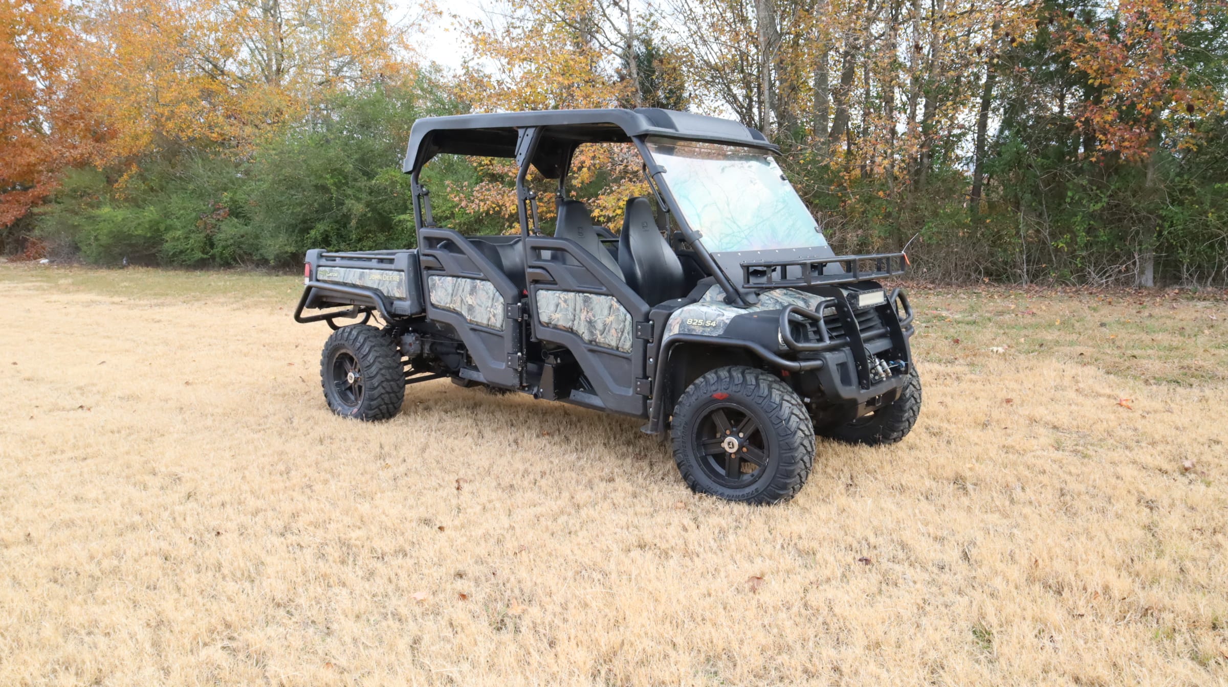 2015 John Deere Gator XUV 825i Image