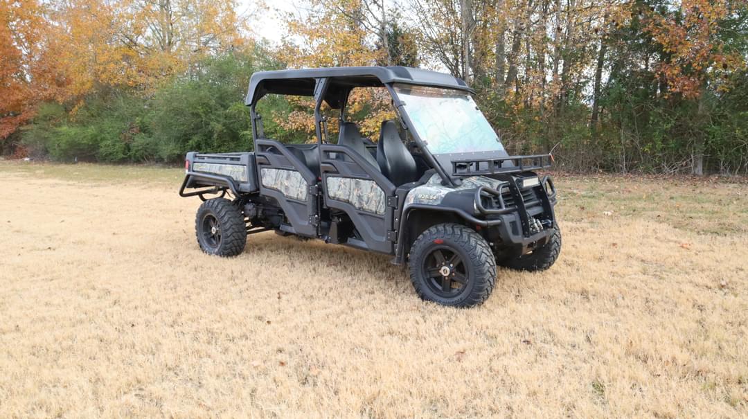 Image of John Deere Gator XUV 825i Primary image