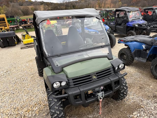 Image of John Deere Gator XUV 825i equipment image 1