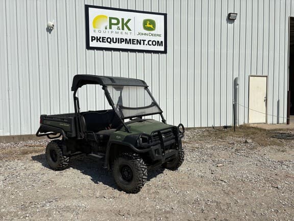 Image of John Deere Gator XUV 825i equipment image 1