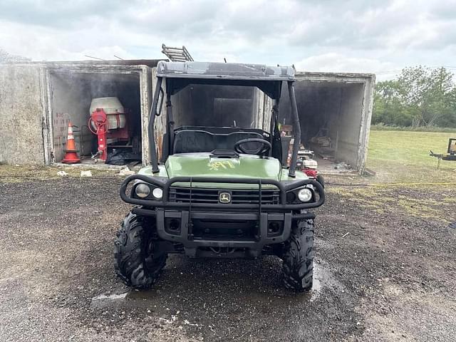 Image of John Deere Gator XUV 825i equipment image 2