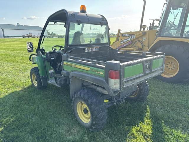 Image of John Deere Gator XUV 825i equipment image 1