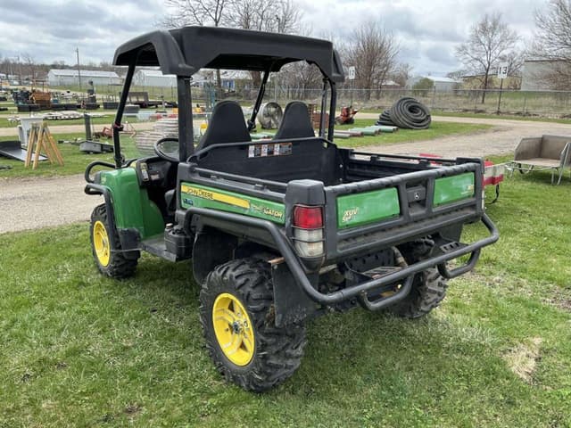 Image of John Deere Gator XUV 825i equipment image 2