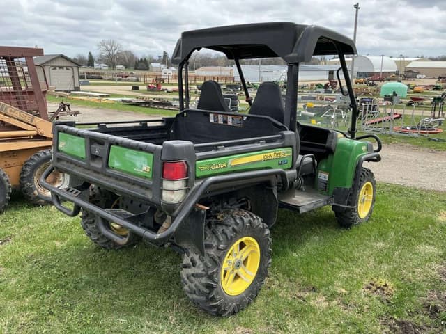 Image of John Deere Gator XUV 825i equipment image 3