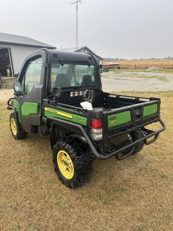 Image of John Deere Gator XUV 825i equipment image 4