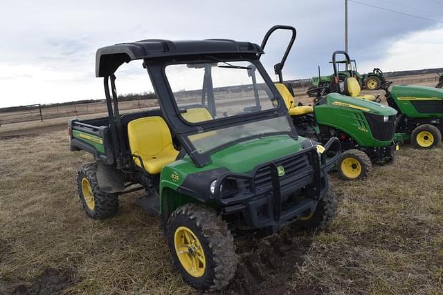 Image of John Deere Gator XUV 825i equipment image 2