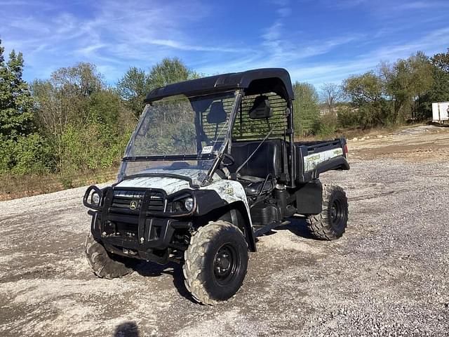 Image of John Deere Gator XUV 825i equipment image 1