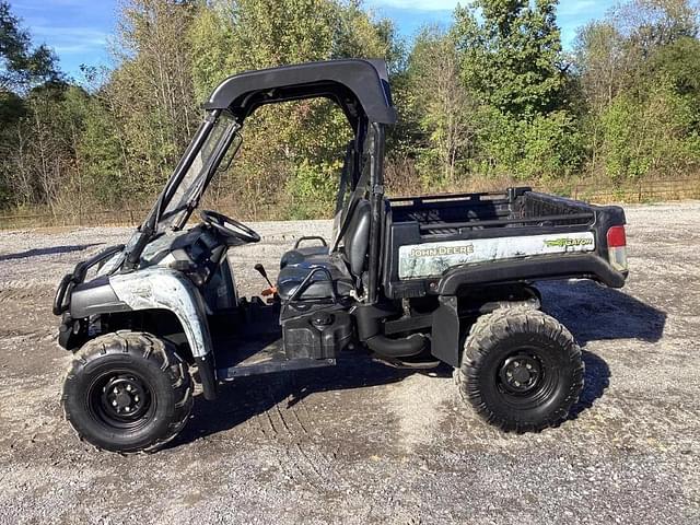 Image of John Deere Gator XUV 825i equipment image 2