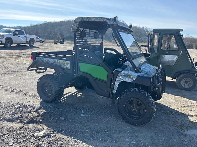 Image of John Deere Gator XUV 825i equipment image 2