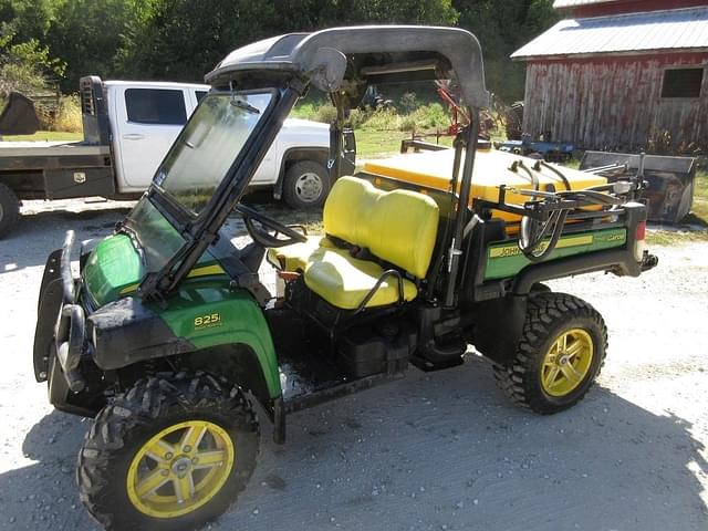 Image of John Deere Gator XUV 825i equipment image 2