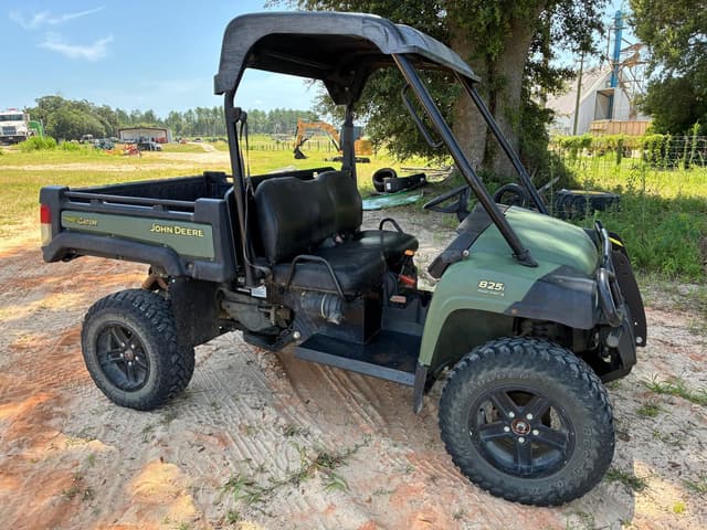 Image of John Deere Gator XUV 825i equipment image 2