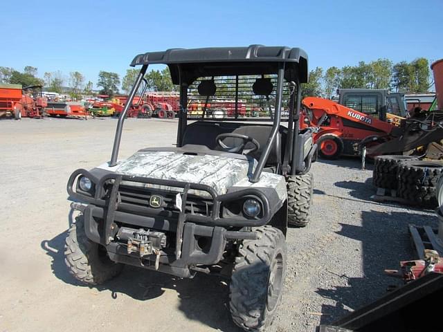 Image of John Deere Gator XUV 825i equipment image 2