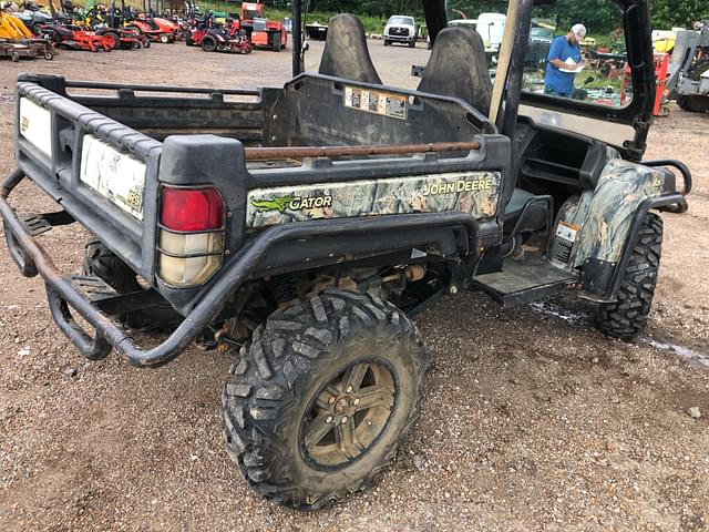 Image of John Deere Gator XUV 825i equipment image 4