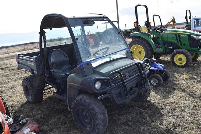 Image of John Deere Gator XUV 825i equipment image 2