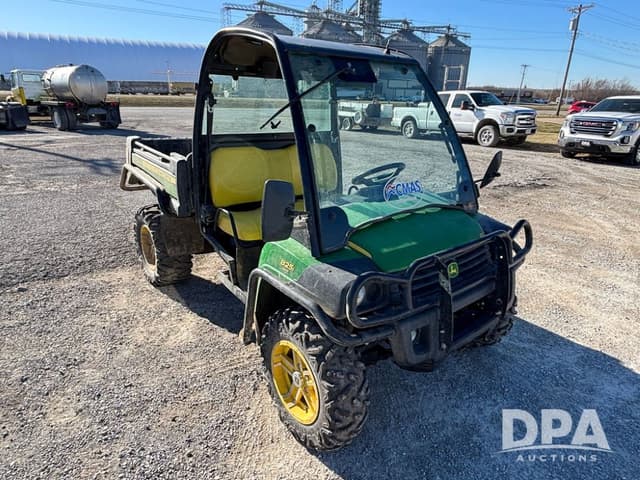 Image of John Deere Gator 825i equipment image 3