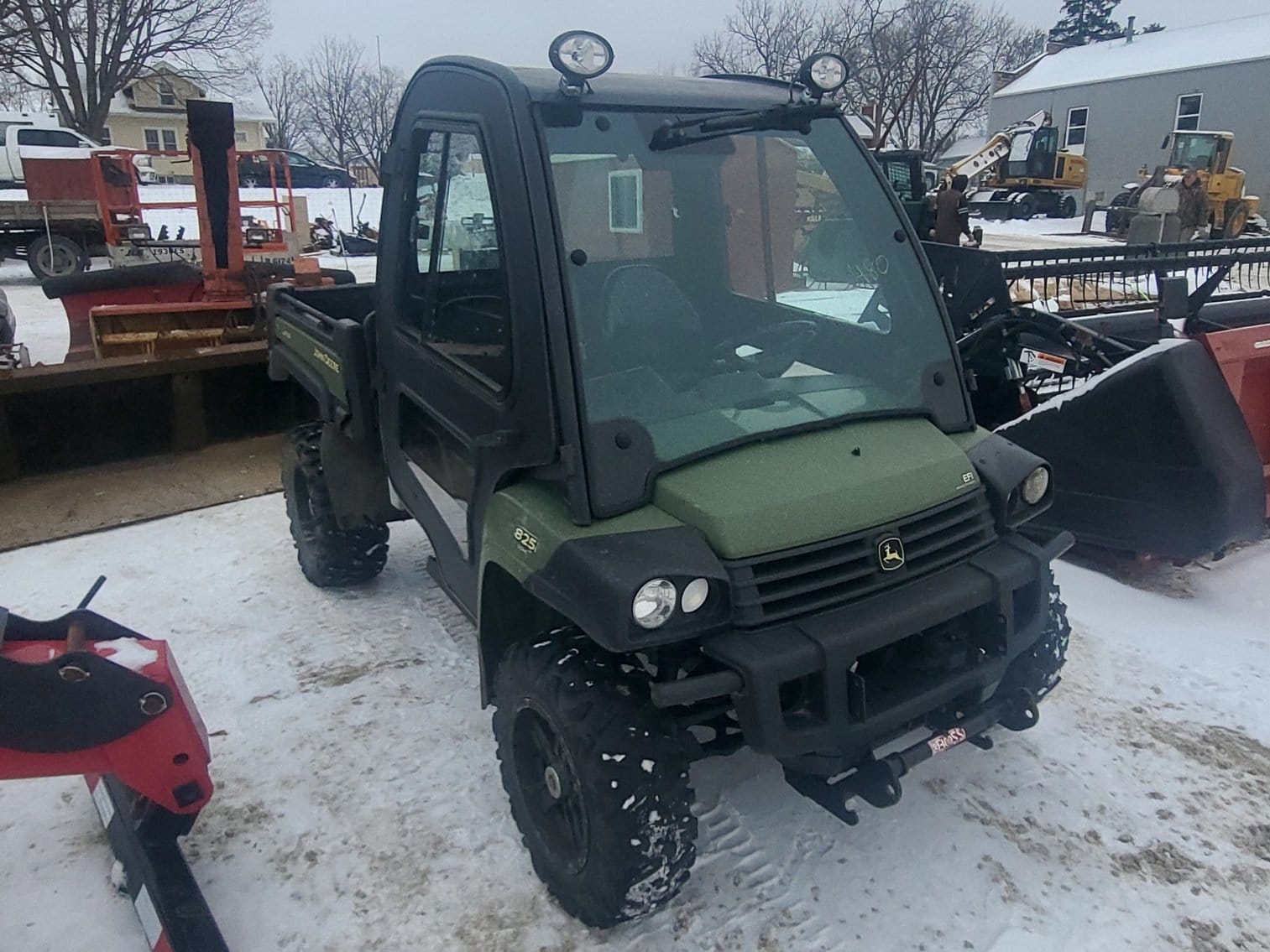 John Deere Gator XUV 825i Equipment Image0