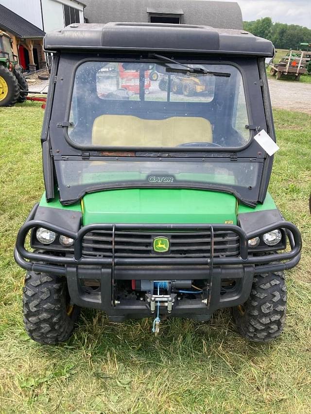 Image of John Deere Gator XUV 825i equipment image 1
