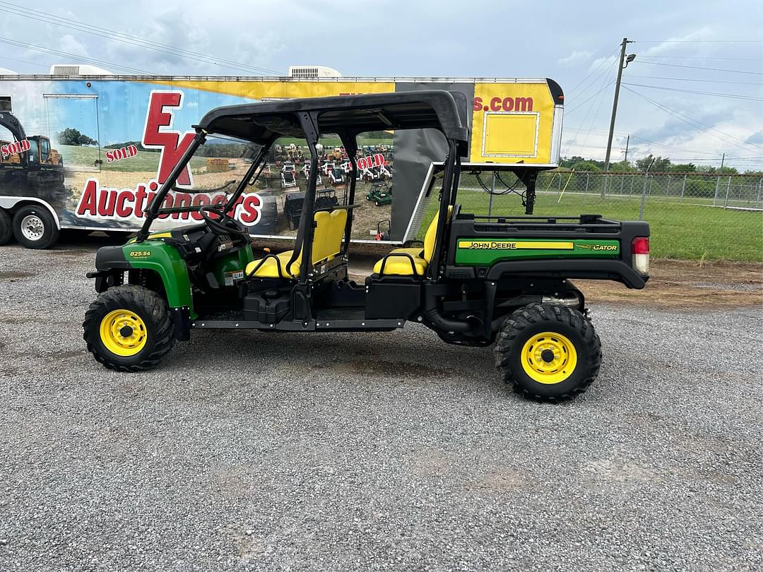 Image of John Deere Gator XUV 825i S4 Primary image