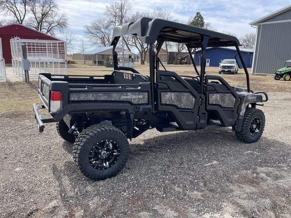 Image of John Deere XUV 825M S4 equipment image 1