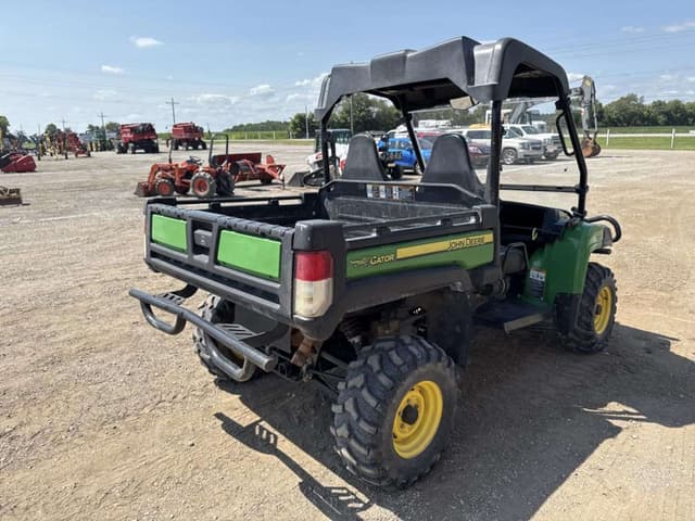 Image of John Deere Gator XUV 825i equipment image 2