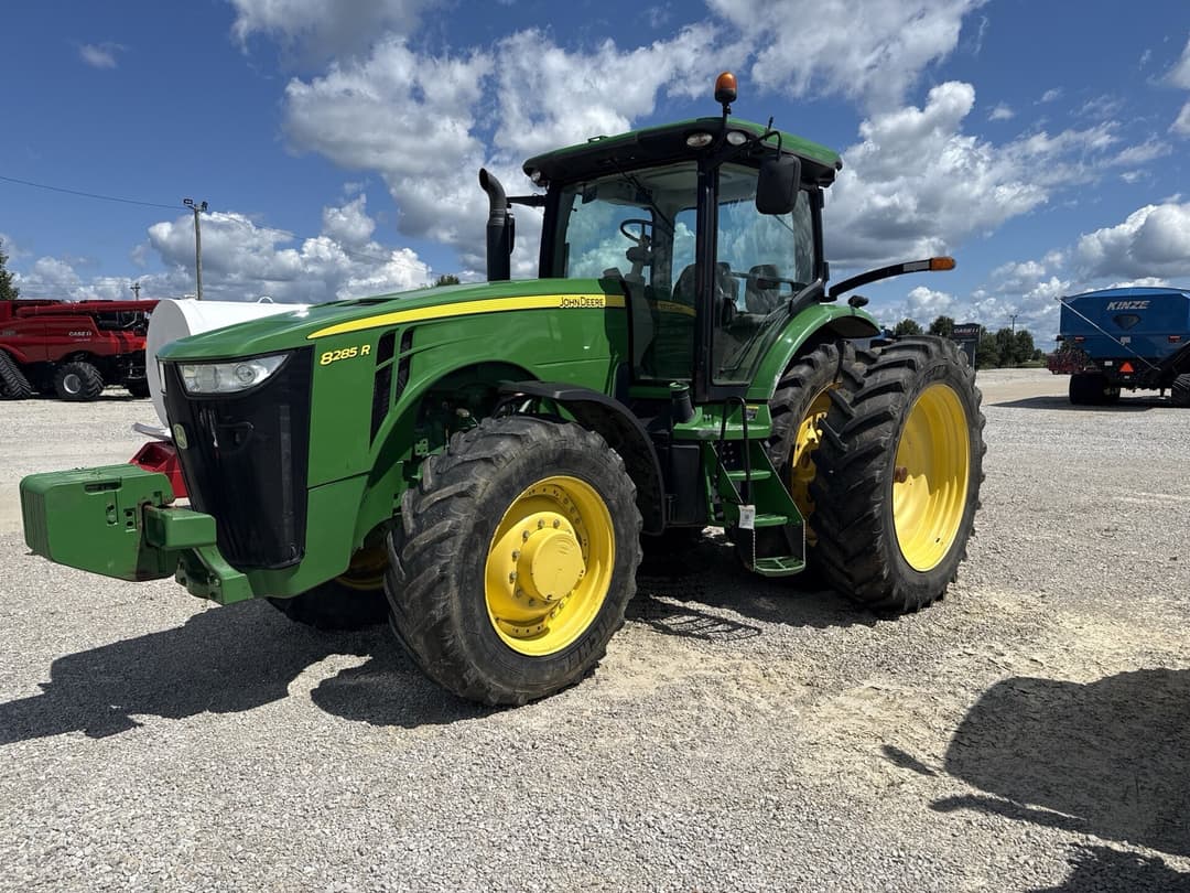 Image of John Deere 8285R Primary image