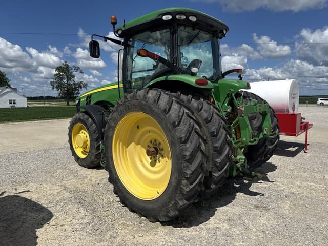 Image of John Deere 8285R equipment image 4
