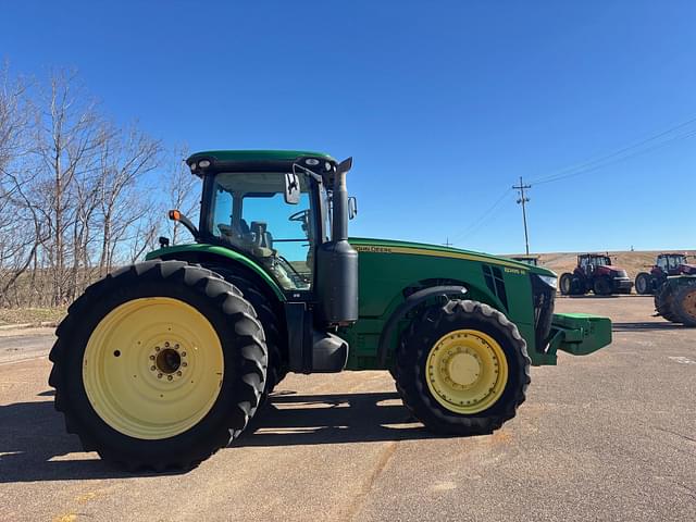 Image of John Deere 8285R equipment image 4