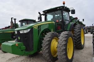 2013 John Deere 8285R Image