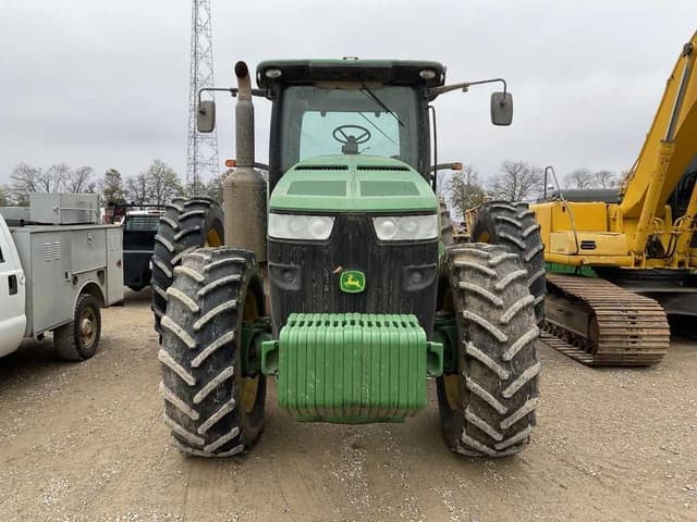 Image of John Deere 8285R equipment image 1