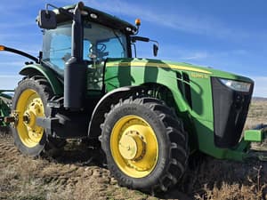 2011 John Deere 8285R Image