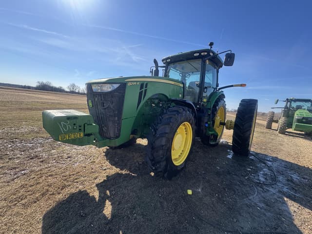 Image of John Deere 8295R equipment image 1