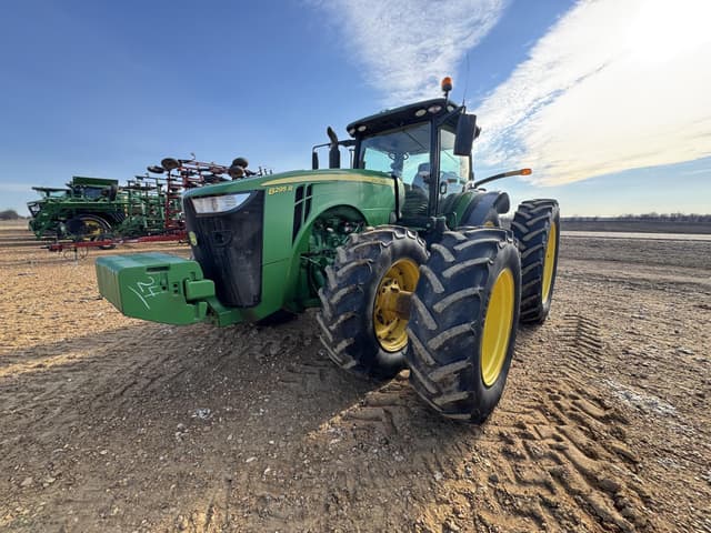 Image of John Deere 8295R equipment image 1