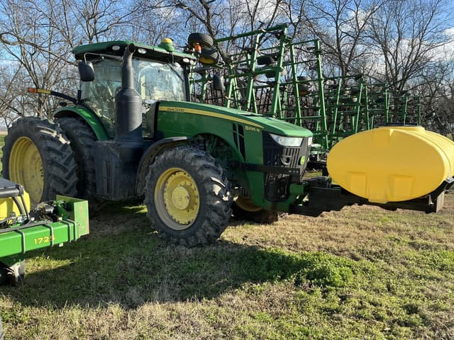 Image of John Deere 8295R equipment image 1