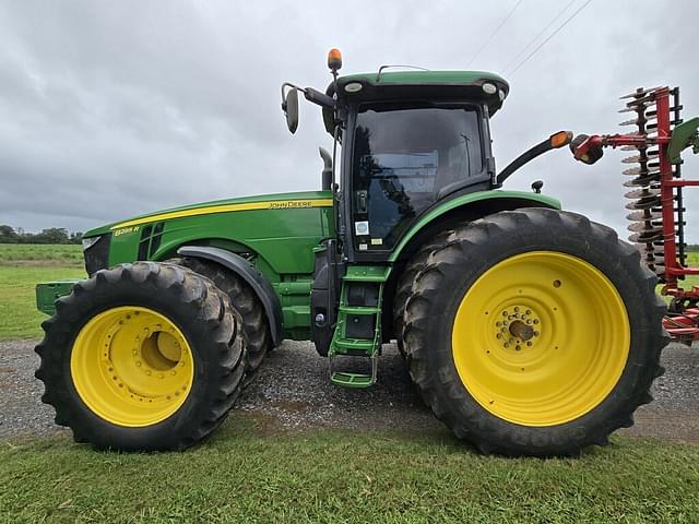 Image of John Deere 8295R equipment image 1