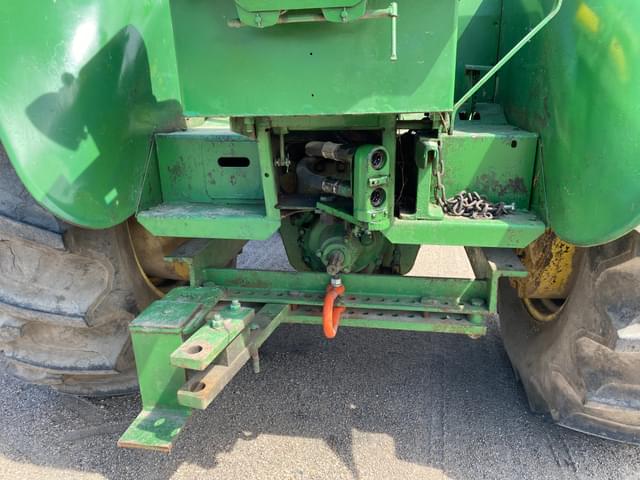 Image of John Deere 830 equipment image 4