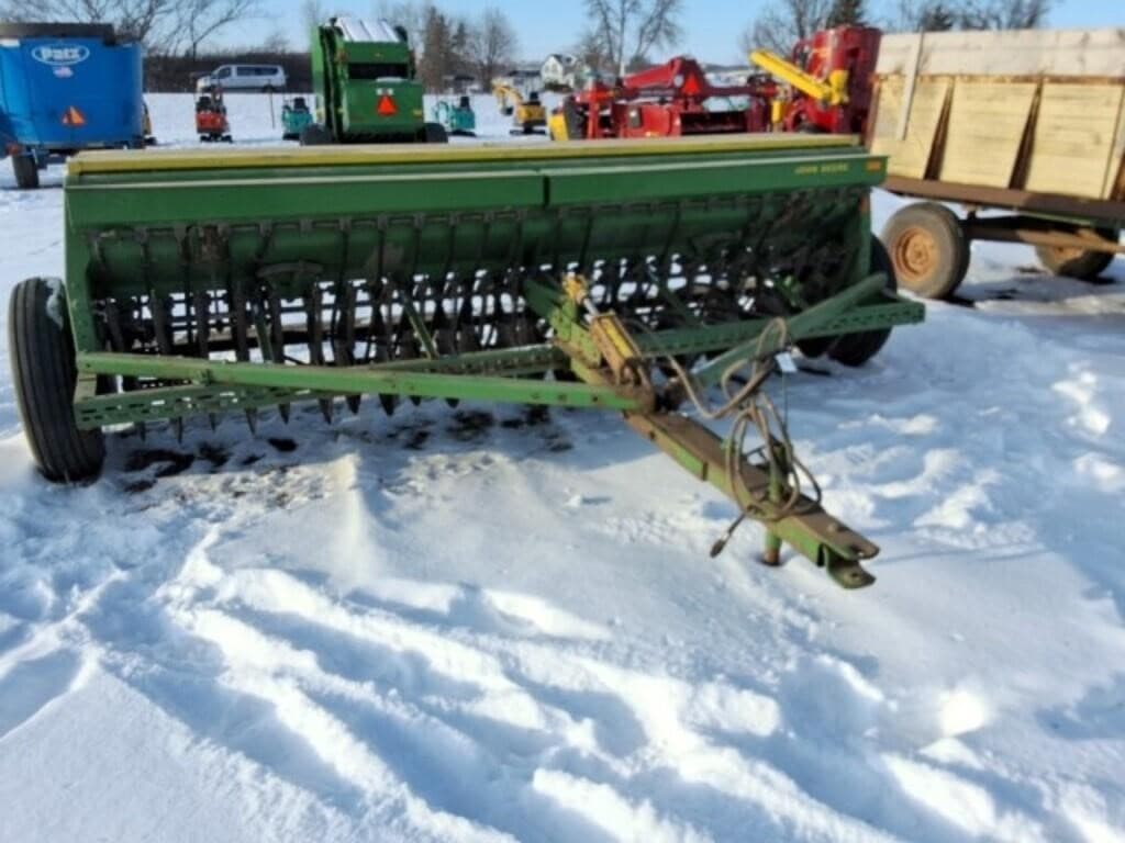 Image of John Deere 8300 Primary image