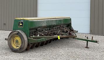 Main image John Deere 8300