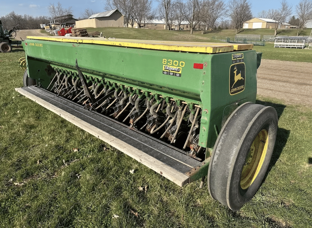 Image of John Deere 8300 Image 0