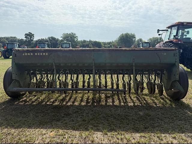 Image of John Deere 8300 equipment image 4