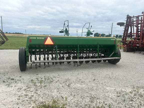 Image of John Deere 8300 Image 1