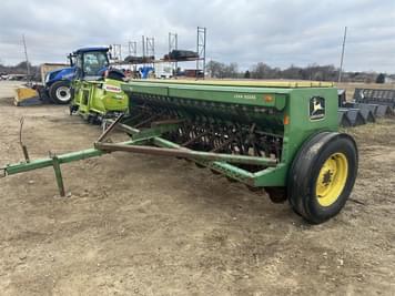 Main image John Deere 8300