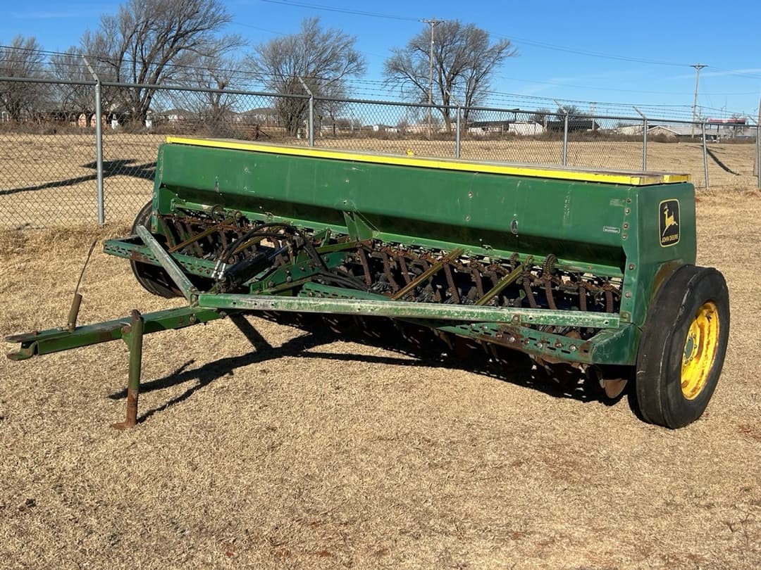 Image of John Deere 8300 Primary image