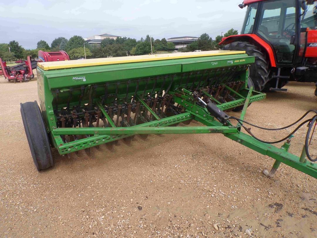 Image of John Deere 8300 Primary image